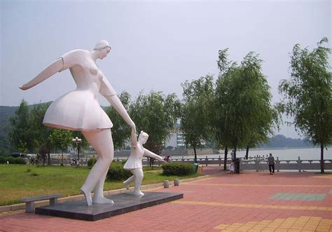 人口文化雕塑-山东济南雕塑|不锈钢雕塑|校园雕塑|玻璃钢雕塑-济南富源雕塑