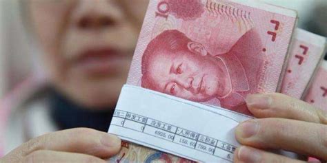 中国月收入过万的，究竟有多少人？ – 诸事要记 日拱一卒