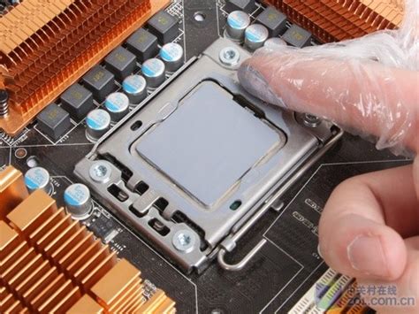 CPU上的导热硅脂要涂多少叫好?-ZOL问答