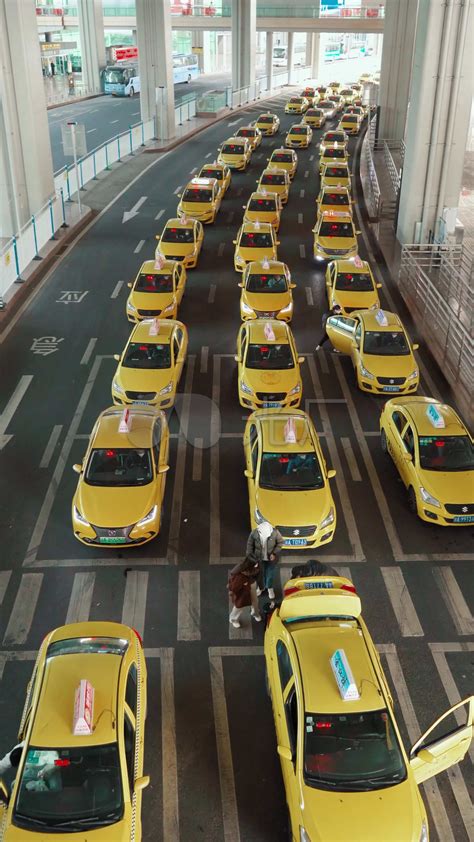 重庆北站出租车上下客视频素材mp4格式视频下载_正版视频编号98494-摄图网