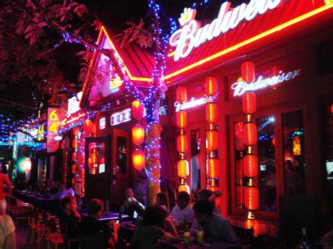 三里屯酒吧一条街 攻略，北京三里屯酒吧一条街哪家最好玩？