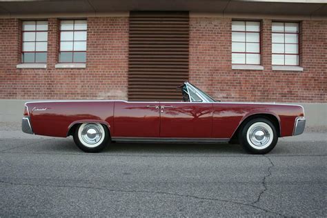 1962 LINCOLN CONTINENTAL 4 DOOR CONVERTIBLE - Side Profile - 181785