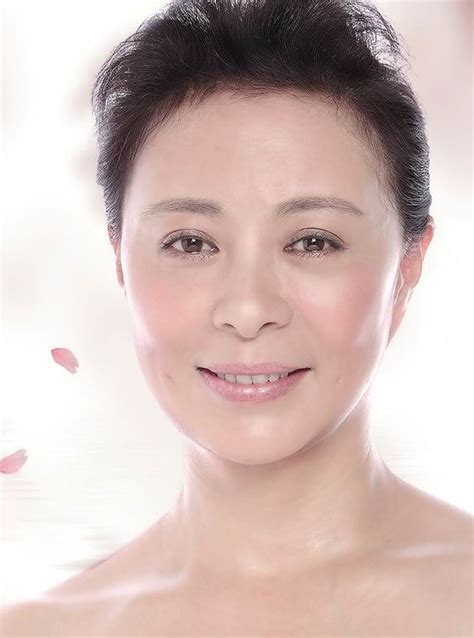著名演员刘佳：出道40年，荧屏上的坚强母亲，生活中的贤妻良母_表演_北电_李培森
