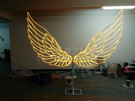 LED平面翅膀造型 _江门市星奇艺灯饰有限公司