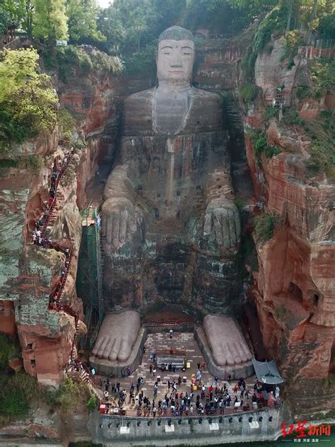 四川乐城山，世界上最大的佛像，乐山大佛|乐城|乐山大佛|景区_新浪新闻