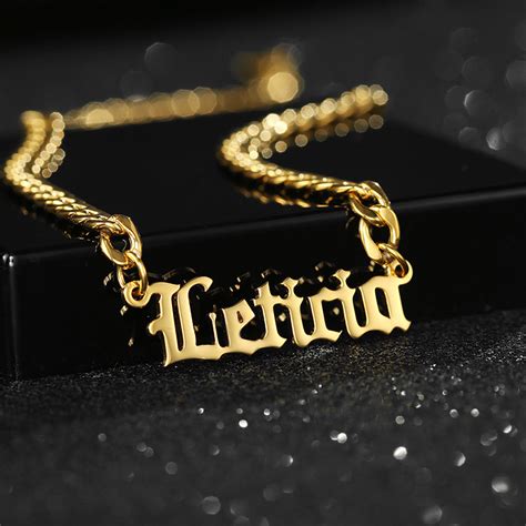 名字DIY字母项链 创意个性时尚锁骨链潮流钛钢项饰 厂家直供-阿里巴巴
