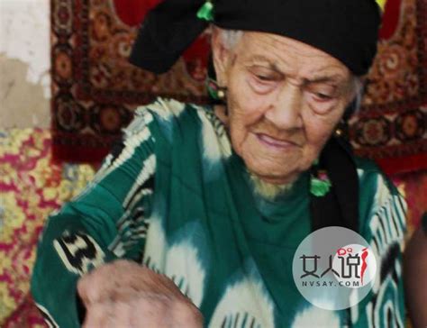 逆天！新疆130岁老人 从清朝活到如今依然健朗比女儿还健康_体育新闻_海峡网