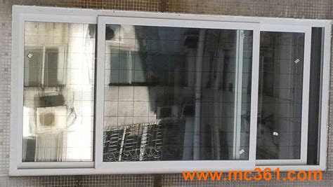 佛山厂家出口60系列塑钢门窗，中空夹胶隔音玻璃带纱窗防蚊、防盗-阿里巴巴