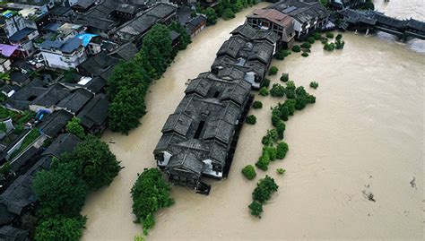 中央气象台连发30天暴雨预警，6月以来已有250条河流发生超警洪水|界面新闻 · 中国