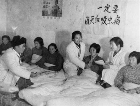 贵州黔西：“家庭医生”健康服务送进乡间-人民图片网