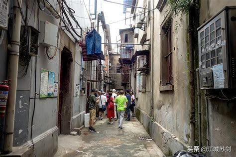 随武汉人文专家走进汉口老街——花楼街，寻访老汉口的历史痕迹_建筑