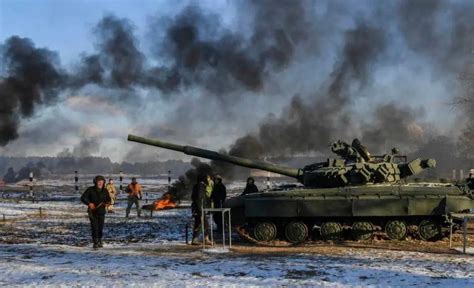 乌克兰境内遭狂轰滥炸，普京每天烧掉60亿，1发导弹就要1000万