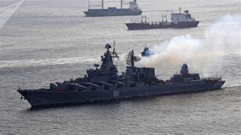 俄海军舰队远赴太平洋中部演习，演练追踪驱离“敌方”潜艇_凤凰网