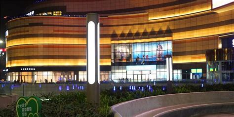 2022伊仕丹购物广场购物,是目前海拉尔位置最佳、体量...【去哪儿攻略】