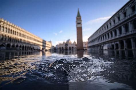威尼斯会被海水淹没吗？那里仿佛童话世界一般，海水怎会那般无情_大运河_圣马可广场_小城