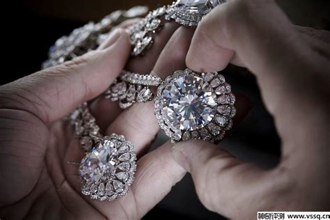 全球十大顶级珠宝品牌排名 世界珠宝品牌前十名 - 神奇评测