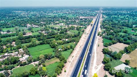 印度地方官夸赞新建“10车道高速公路”，网友数：好像少了4车道_凤凰网视频_凤凰网