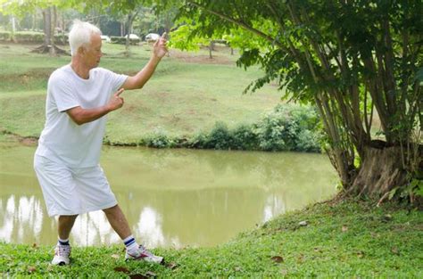 老人常锻炼身体抵抗力还差怎么办？蛋白粉能够发挥重要的作用！-健身吧