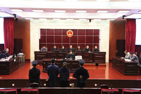 绍兴市首批涉未成年人刑事附带民事公益诉讼案件公开庭审