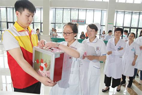 推进医学科技创新与转化 为医院发展赋能——2021年首届长江医学创新论坛-重庆医科大学附属第一医院