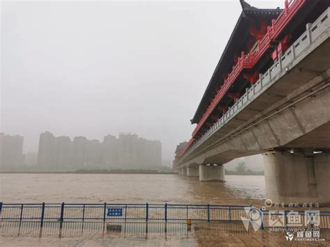 洪水区渭河中孤岛高清摄影大图-千库网
