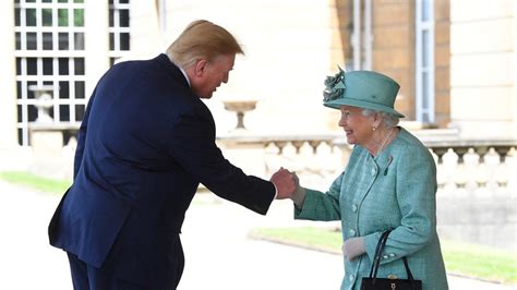 超长待机：伊丽莎白二世女王会见历任美国总统的各个历史瞬间