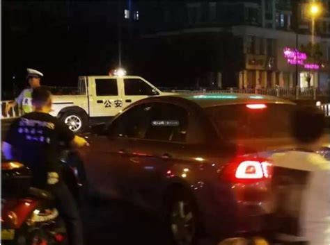 深圳一出租车失控撞向安全岛，23岁女子当场身亡，视频曝光