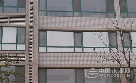 玻璃窗贴膜如何贴？家装玻璃窗贴膜有什么好处？-中国木业网