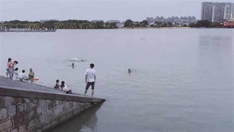 陕西各地市危险水域调查 野泳溺亡事故频发_手机新浪网