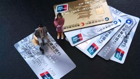 信用卡如何避免被恶意盗刷？ - 用卡攻略 - 老侯说支付