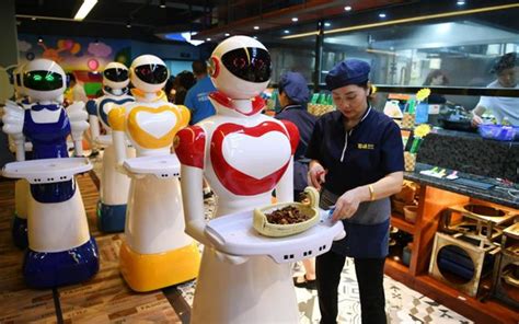 日本公司部署机器人帮助便利店补货搭载英伟达技术_机器人网