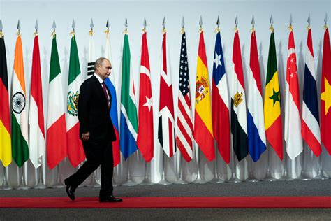 印尼总统称普京将赴巴厘岛出席G20峰会，俄官员：正在考虑 - 封面新闻