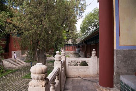 北京雍和宫御碑亭,宗教建筑,建筑摄影,摄影素材,汇图网www.huitu.com