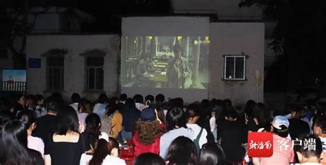 连云港这里可以看露天电影 “红色经典”激发爱国情