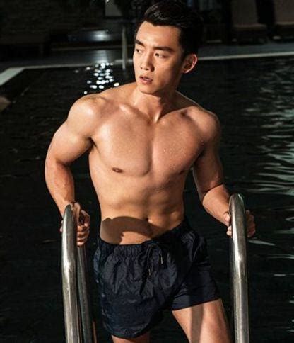 中国12位男明星健身照，你们认为谁最有型？|健身|肌肉|李晨_新浪网