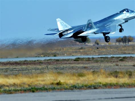 俄罗斯苏57遇上美军F22会怎样 在叙利亚已成功进行测试_凤凰网视频_凤凰网