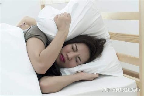 为什么有的人睡眠很浅，有的人在很吵的地方也能睡着？ - 知乎