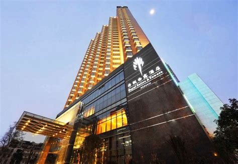 [武汉]超高层公寓+酒店+商业设计文本PDF-商业建筑-筑龙建筑设计论坛