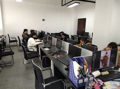 计算机与通信工程学院在禹州实习实训基地组织学生开展奖学金及各项荣誉称号评定工作