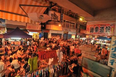 广州最热闹的地摊夜市，广州哪里有夜市街，摆摊的哪种