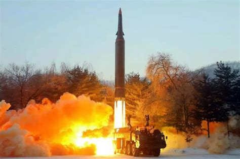 韩媒称朝鲜向东部海域发射弹道导弹__财经头条