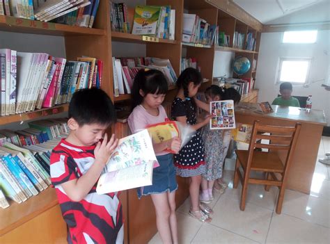 郁南县图书馆少儿室 - 满天星青少年公益发展中心︱专注于乡村儿童阅读推广的公益机构