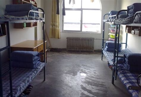 如何评价贵州大学明德学院将4人间寝室改为6人间寝室？ - 知乎