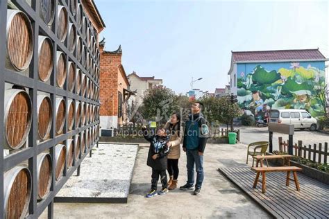 安徽铜陵：公共艺术赋能乡村振兴-人民图片网