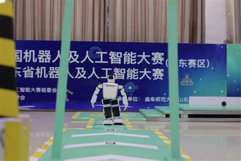 日照市与越疆科技签约，推进城区 87 所中小学人工智能实验室建设新闻中心越疆协作机器人授权服务商