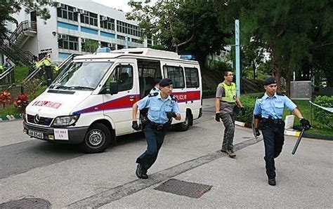 海外网:香港市民应支持香港警队惩治暴力违法分子_手机新浪网