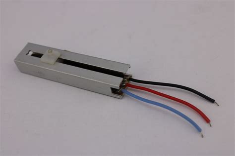 直线电位器电子尺电位计米诺厂家直供KTS-B-125MM自复位移传感器-阿里巴巴