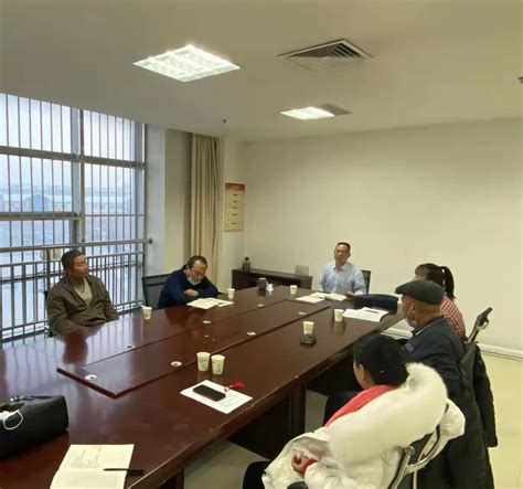 集团公司董事长一行赴新疆自治区多地考察洽谈 - 镇华建设集团有限公司