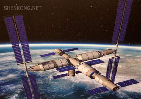 天宫3号景观——中国空间站在黑色空间以恒星背景环绕地球。3d 插图高清摄影大图-千库网