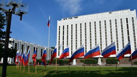 俄使馆呼吁美国停止干涉俄事务，关注本国问题 - 2023年1月28日, 俄罗斯卫星通讯社